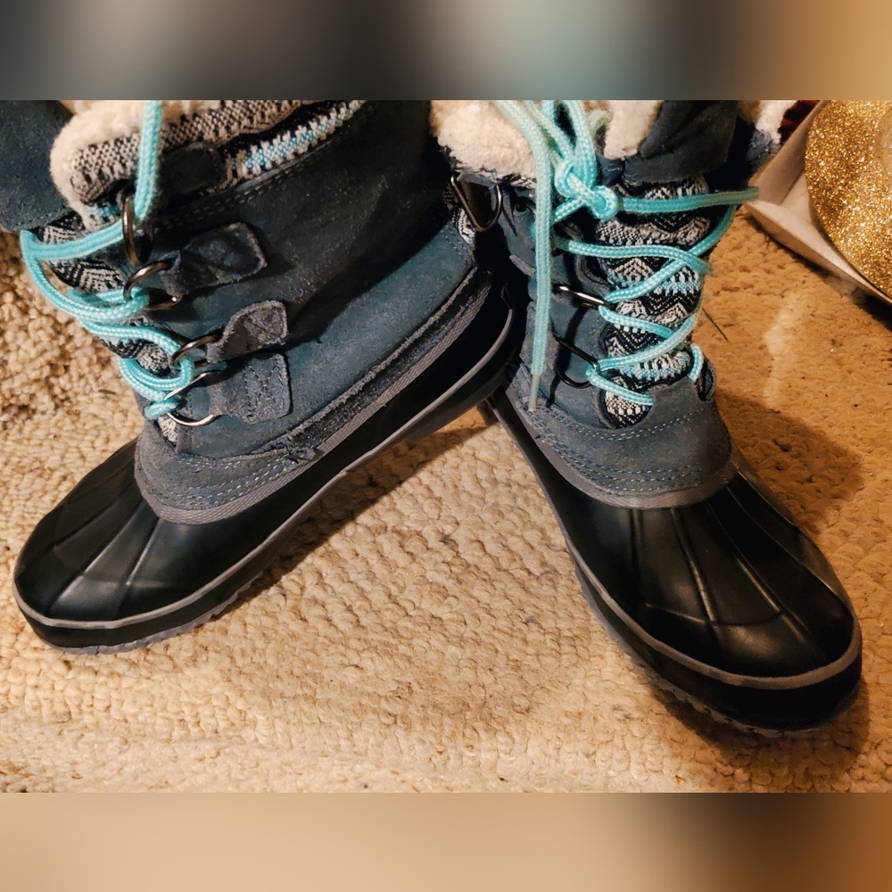 Khombu vail boots women's size 7